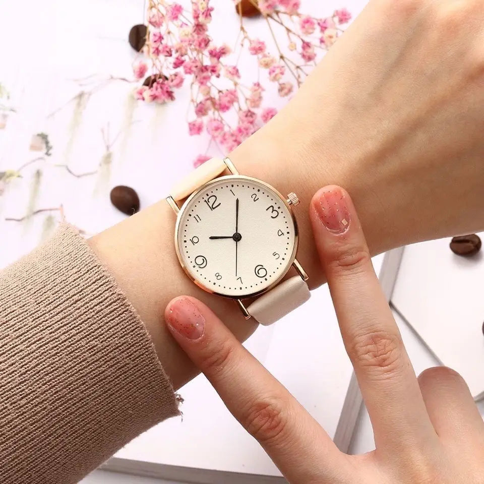 Women's Luxury Quartz Watch – Gold Mesh Band, Ultra-Thin, Elegant Design