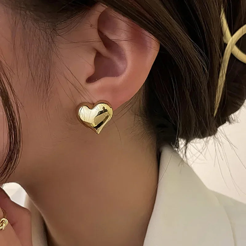 Women's Luxury Heart-Shaped Earrings – Gold Tone, Minimalist & Elegant