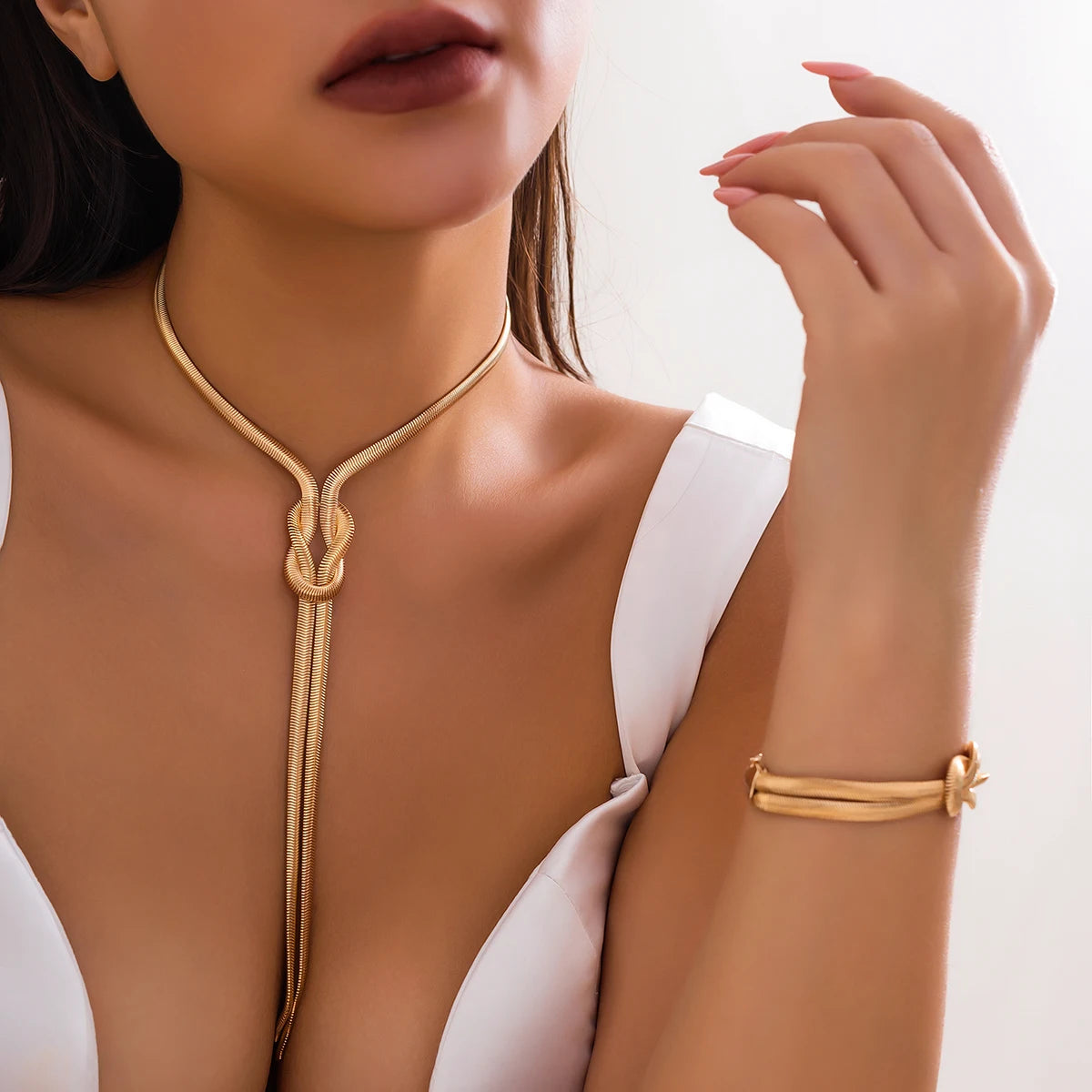 Women's Snake Chain Jewelry Set – Necklace & Bracelet, Elegant Gold Design