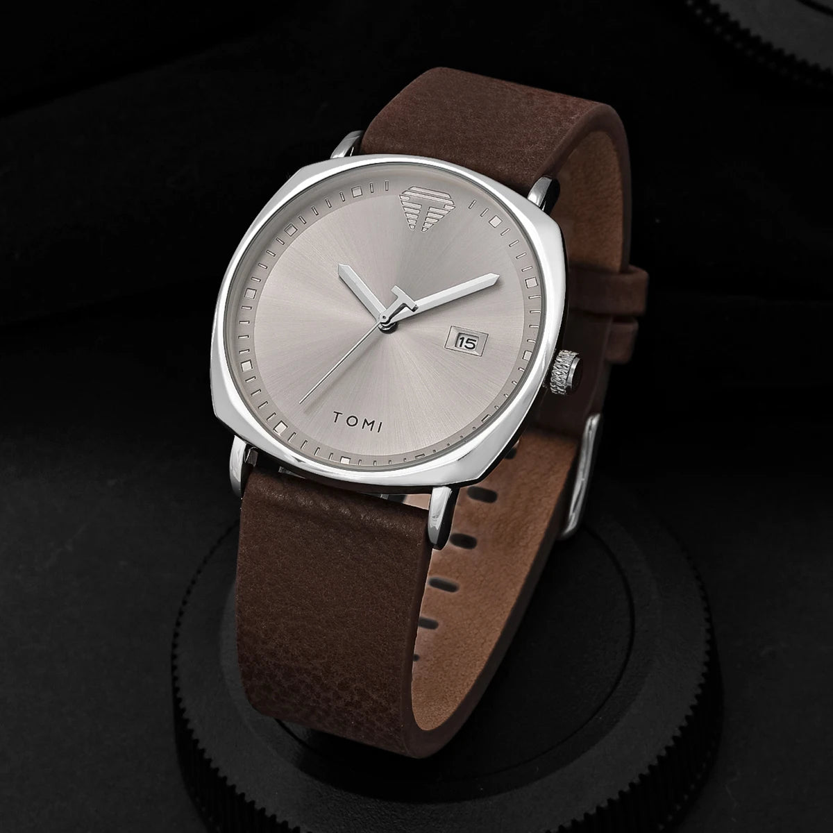 TOMI Minimalist Numberless Quartz Watch with Round Case and Brown PU Strap