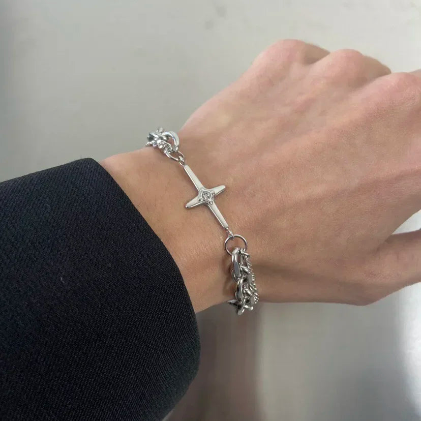 Vintage Star Bracelet – Unisex Punk Multilayer Chain & Link Design