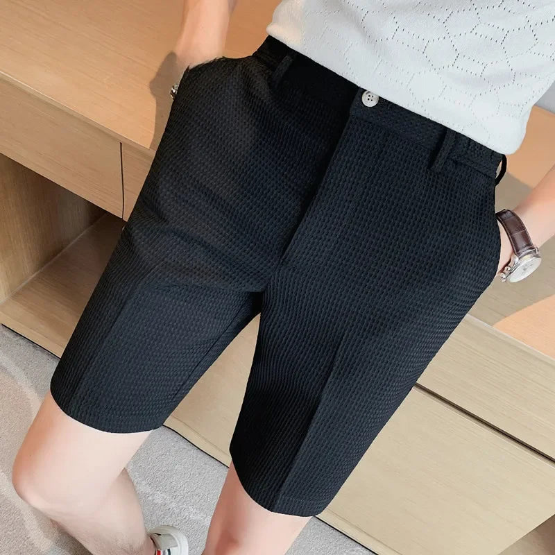 Men’s Solid Waffle-Check Casual Shorts – Lightweight 5-Point Knee Length, Smart-Casual