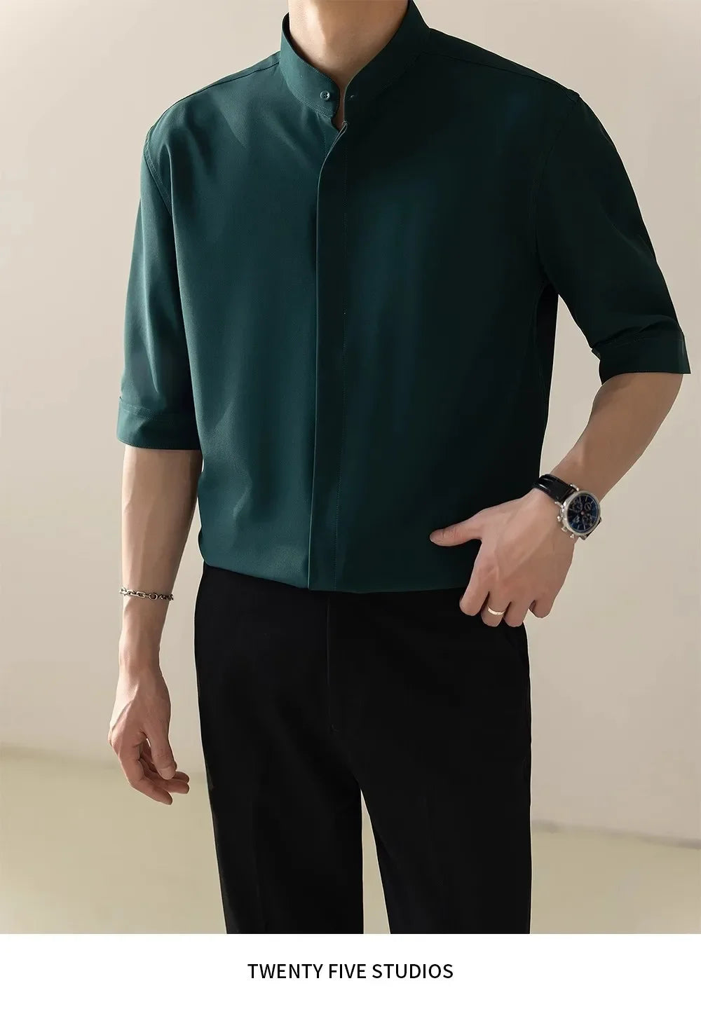 Men’s Slim Ice-Silk Short-Sleeve Shirt — Chinese-Style Stand Collar, Lightweight & Casual