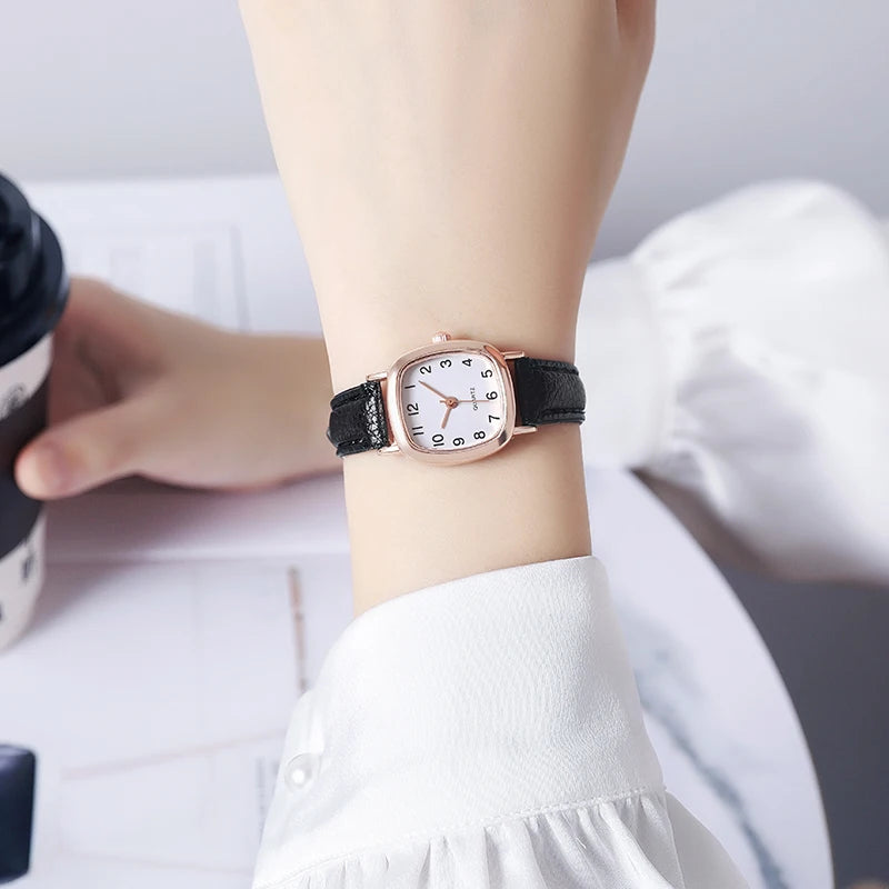 Women's Fashion Quartz Watch – Leather Band, Arabic Numerals, Elegant Design