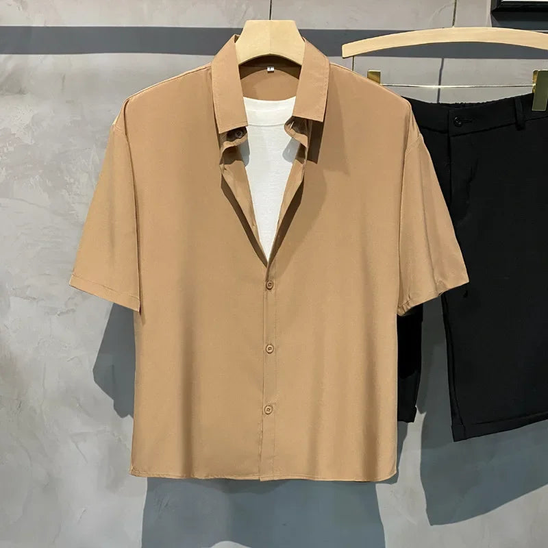 Vintage-Style Draped Short-Sleeve Shirt— Easy-Care Camp Collar, Relaxed Fit, No-Iron Look